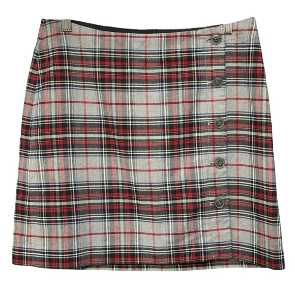 Tommy Hilfiger Dresses & Skirts - Tommy Hilfiger Plaid Mini Skirt Size 6 (Measures 26)
